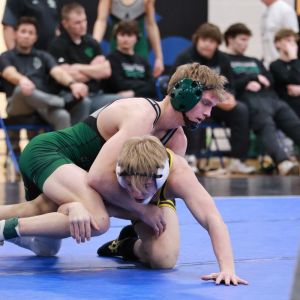 S-OSCWR_2-21-2026_Logan-MeyerOSC-Obie-VeeNW_05